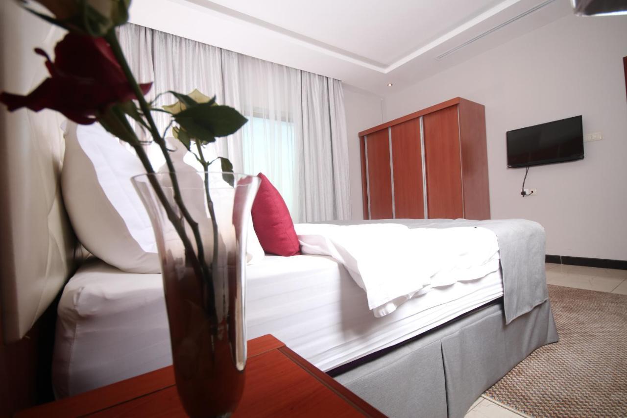 Tobal Al Zahra Hotel Apartments Jeddah Bagian luar foto