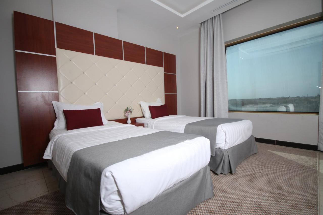 Tobal Al Zahra Hotel Apartments Jeddah Bagian luar foto