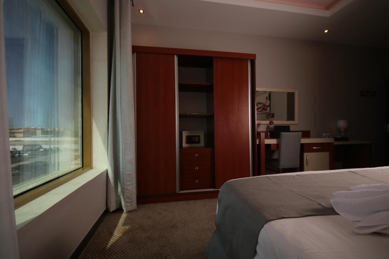 Tobal Al Zahra Hotel Apartments Jeddah Bagian luar foto