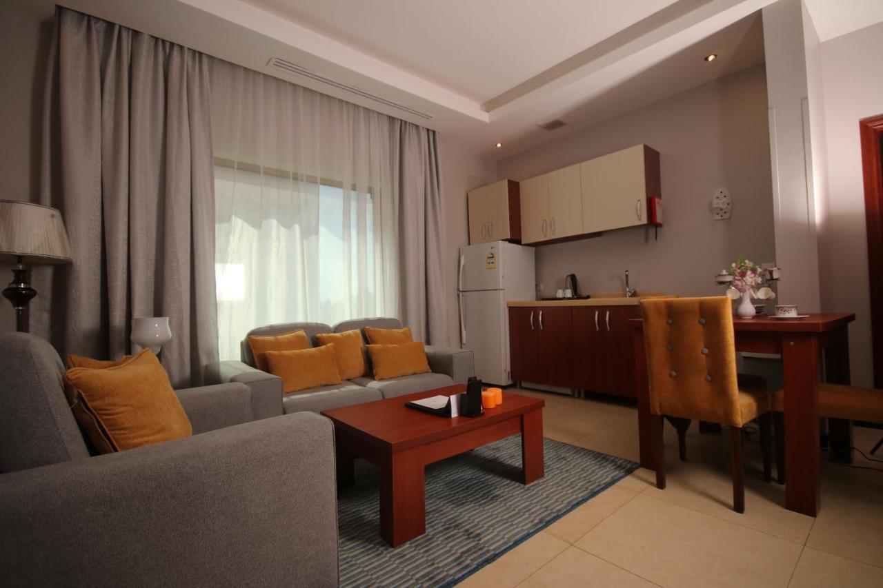 Tobal Al Zahra Hotel Apartments Jeddah Bagian luar foto