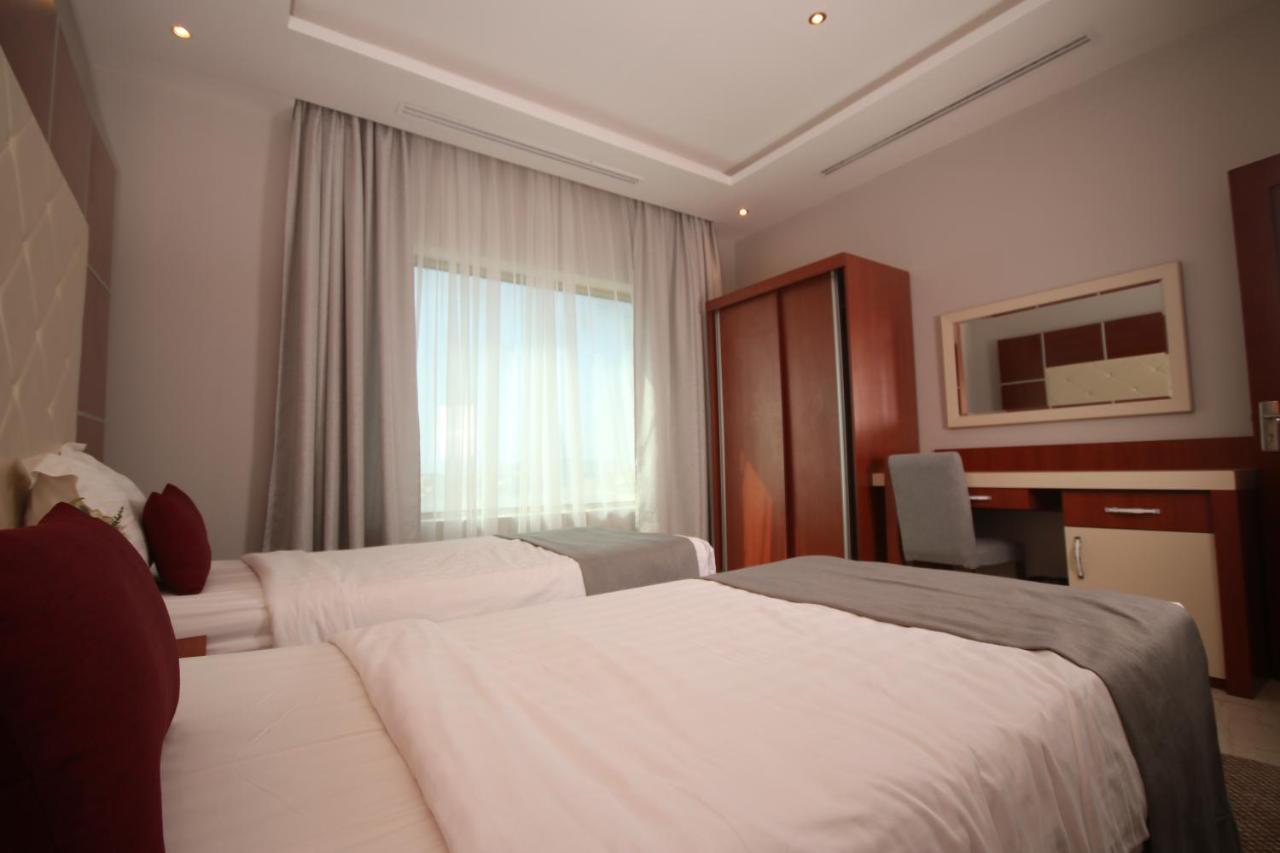 Tobal Al Zahra Hotel Apartments Jeddah Bagian luar foto