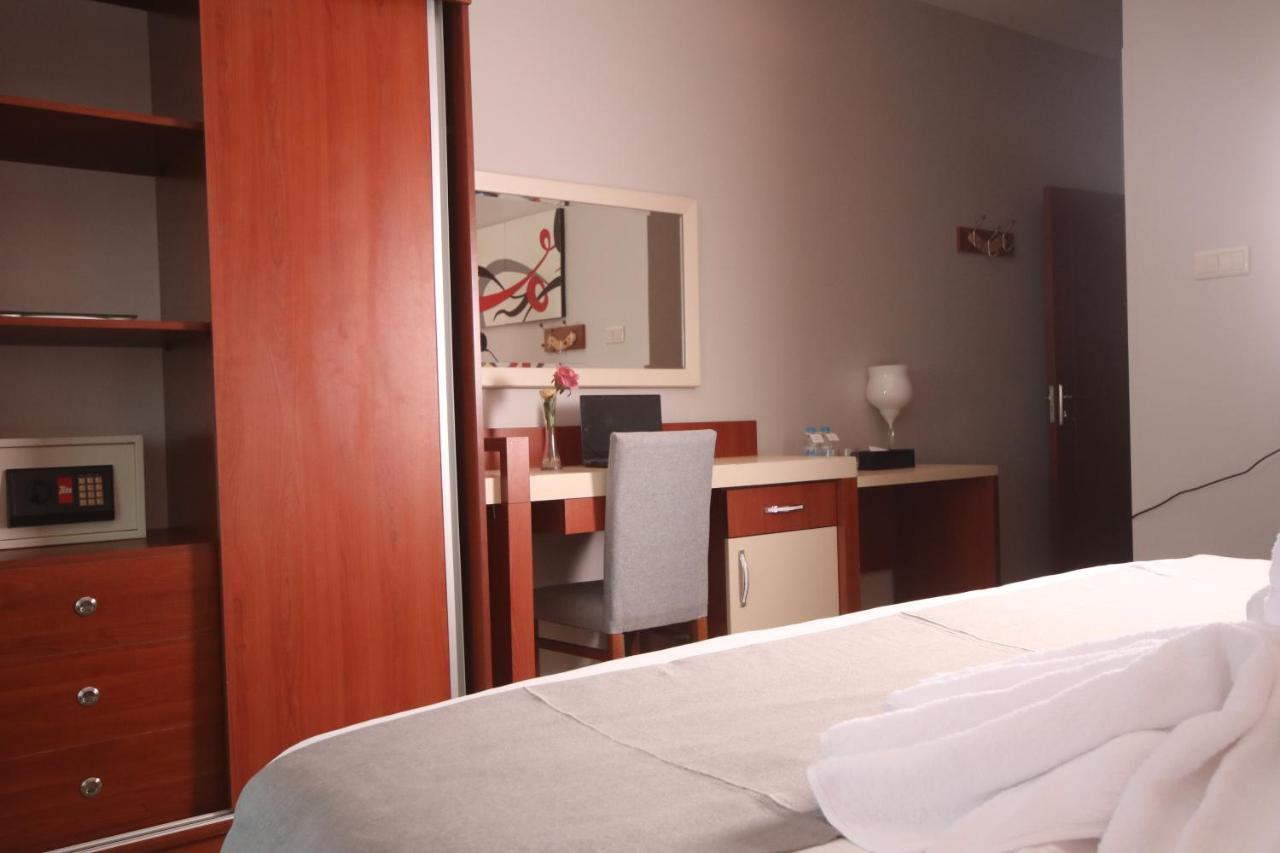 Tobal Al Zahra Hotel Apartments Jeddah Bagian luar foto