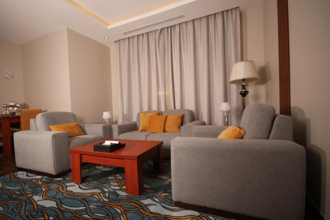 Tobal Al Zahra Hotel Apartments Jeddah Bagian luar foto