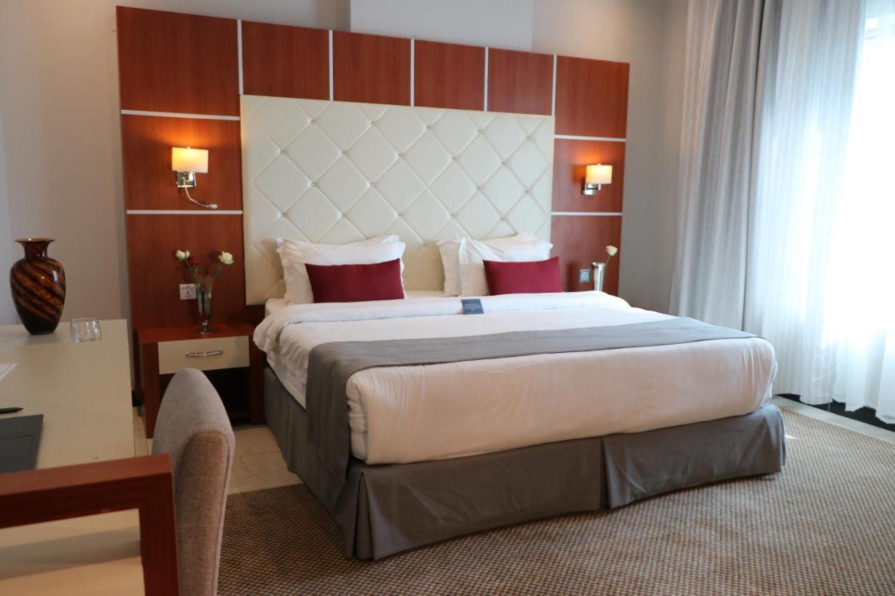 Tobal Al Zahra Hotel Apartments Jeddah Bagian luar foto