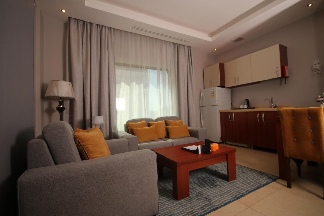 Tobal Al Zahra Hotel Apartments Jeddah Bagian luar foto